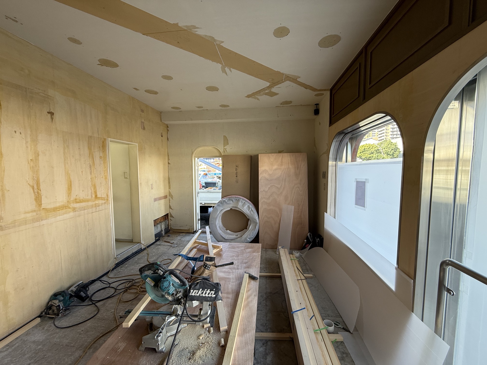 �����H���{�H����3before